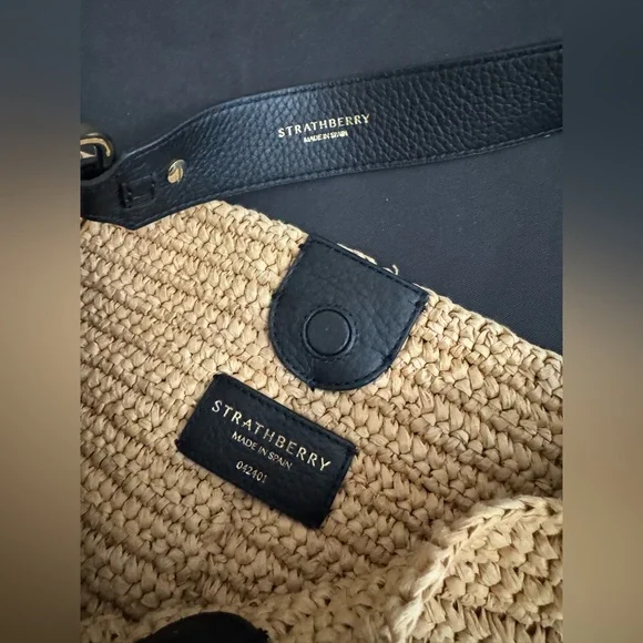 Strathberry Lana hobo raffia black bag leather straps handmade in Spain - Picture 6 of 12